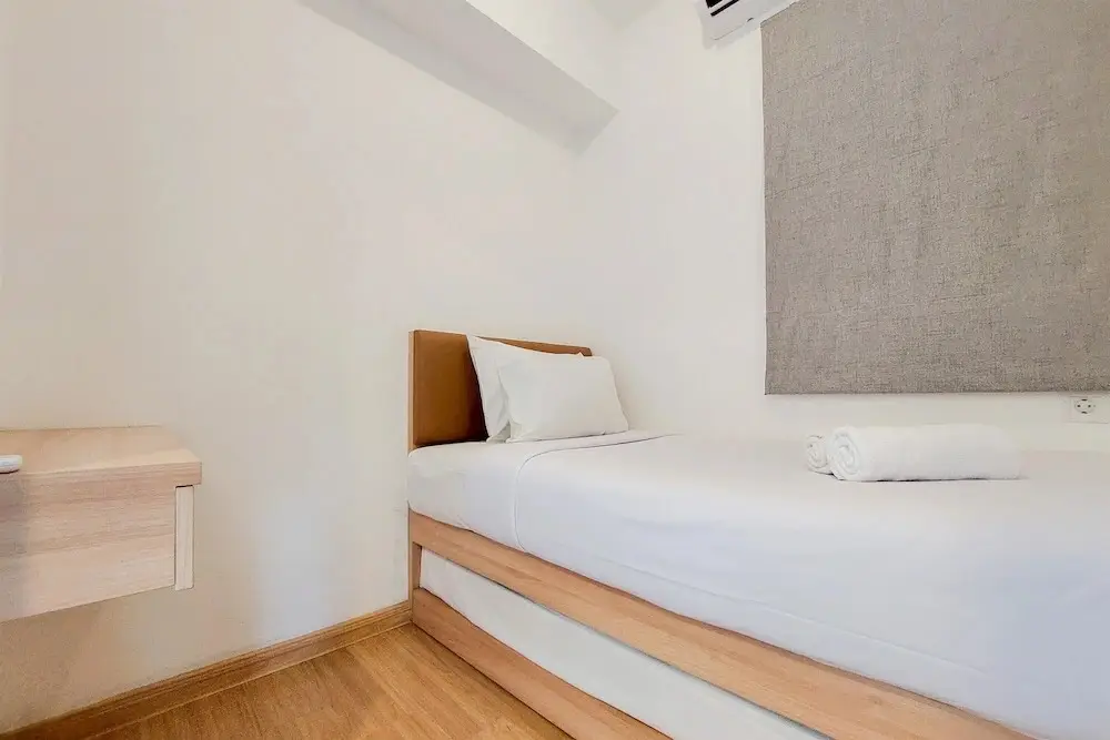 Legok: Warm And Comfort Stay 2Br At Sky House Bsd Apartment