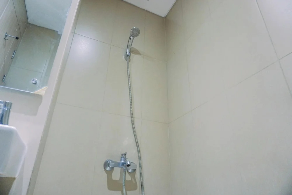Джакарта: Cozy Stay Studio Apartment At Elpis Residence