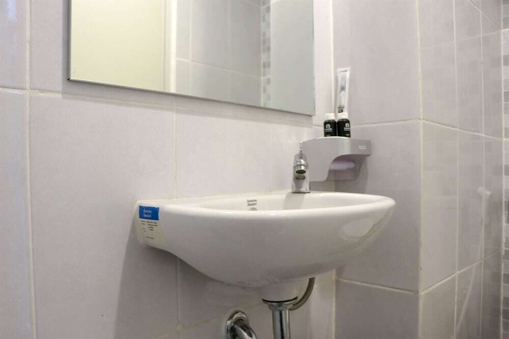 Южный Тангеранг: Best Deal And Comfort Studio Tokyo Riverside Pik 2 Apartment