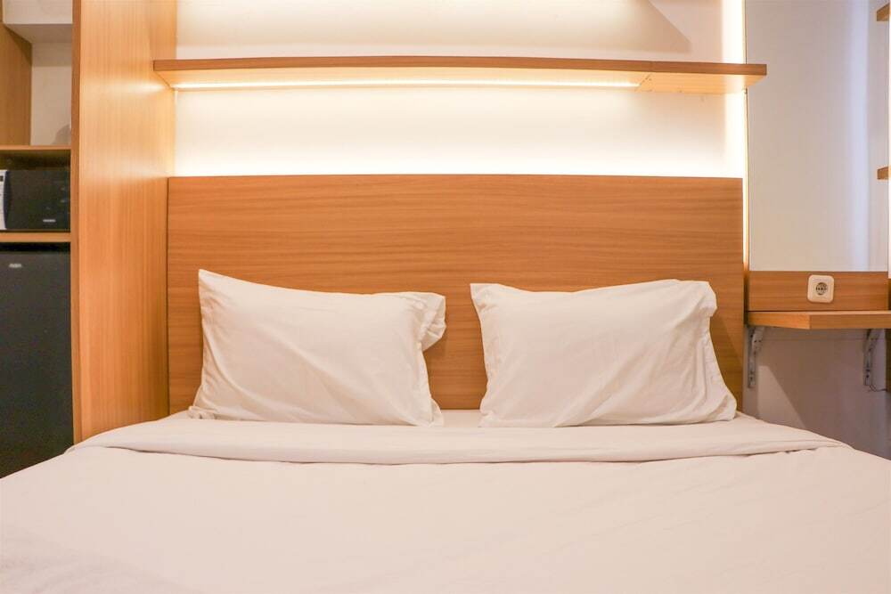 Южный Тангеранг: Comfy And Tidy Studio At Tokyo Riverside Apartment Pik 2