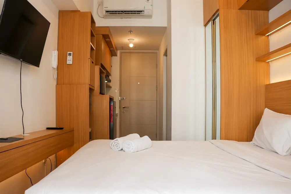 Южный Тангеранг: Comfy And Tidy Studio At Tokyo Riverside Apartment Pik 2