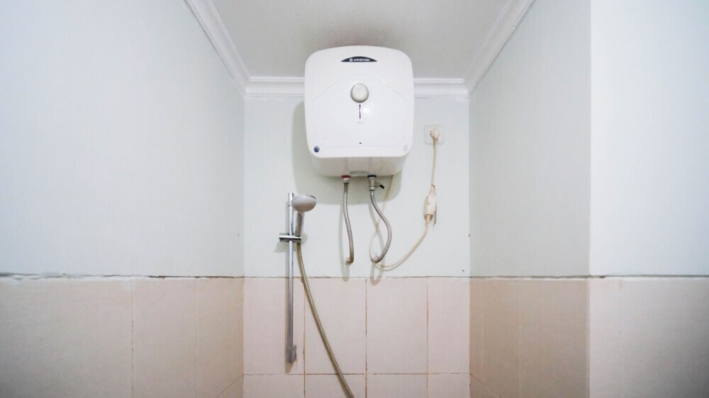 Сурабая: Comfy And Homey 2Br At Bale Hinggil Apartment