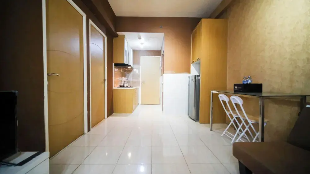 Сурабая: Comfy And Homey 2Br At Bale Hinggil Apartment