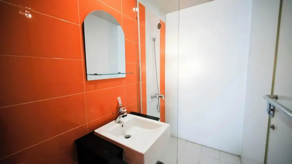 Сурабая: Cozy Stay 2Br At The Square Surabaya Apartment