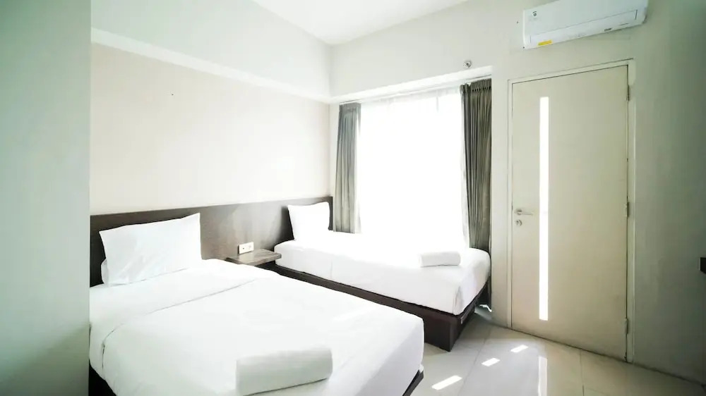 Сурабая: Cozy Stay 2Br At The Square Surabaya Apartment