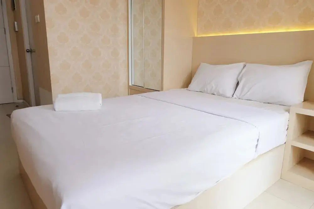 Бандунг: Good Deal Studio Apartment At Parahyangan Residence