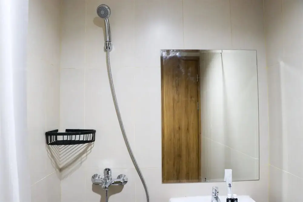 Бекаси: Simply Look Studio Room Gateway Park Lrt City Bekasi Apartment