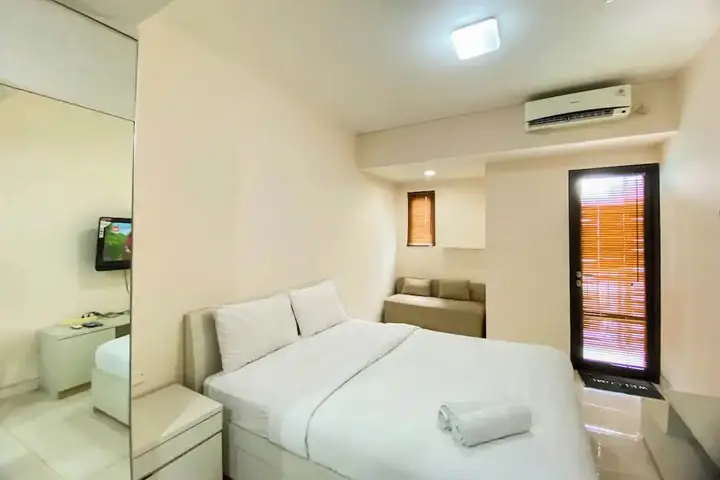 Джакарта: Fancy And Nice Studio At Tamansari Sudirman Apartment