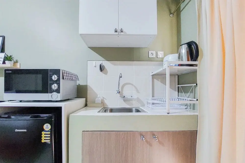 Южный Тангеранг: Comfy And Modern Studio (No Kitchen) At Loftvilles City Apartment