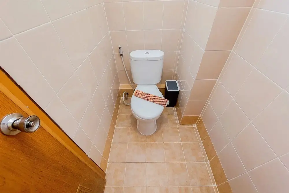 Южный Тангеранг: Comfy And Modern Studio (No Kitchen) At Loftvilles City Apartment