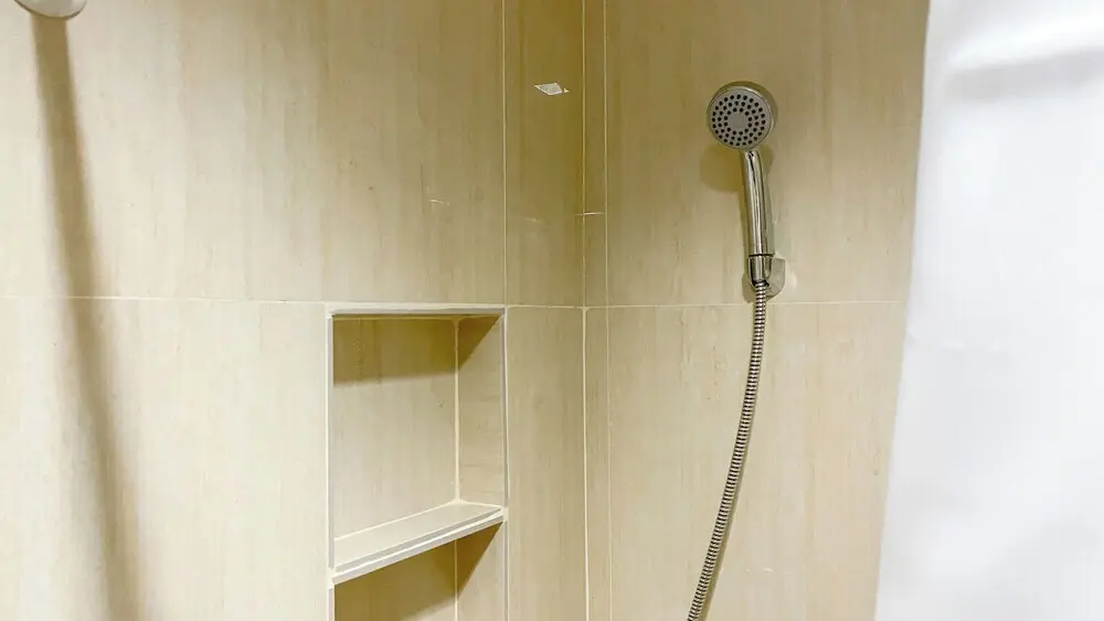 Джакарта: Spacious 2Br At Pakubuwono Terrace Apartment