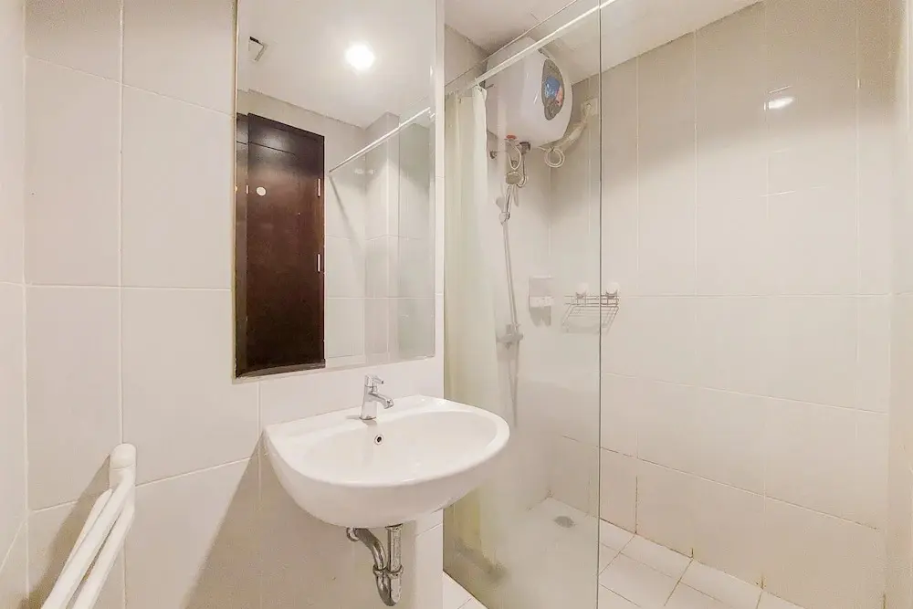 Южный Тангеранг: Strategic And Restful 1Br At Casa De Parco Apartment