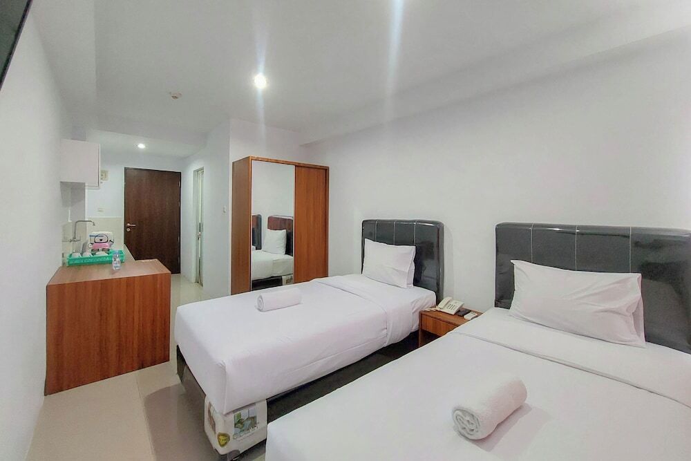 Медан: Comfort And Homey Studio At Skyview Medan Apartment