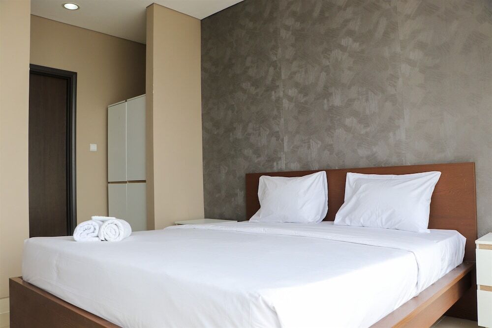 Джакарта: Spacious And Comfy 3Br Ciputra International Apartment