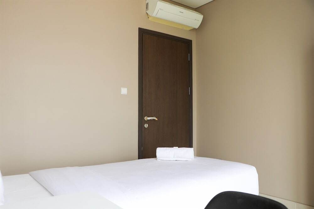 Джакарта: Spacious And Comfy 3Br Ciputra International Apartment
