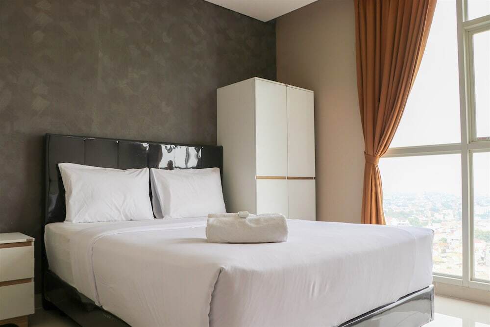 Джакарта: Spacious And Comfy 3Br Ciputra International Apartment