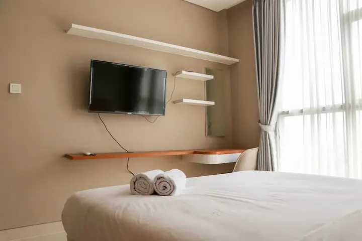 Джакарта: Scenic And Spacious 1Br Ciputra International Apartment