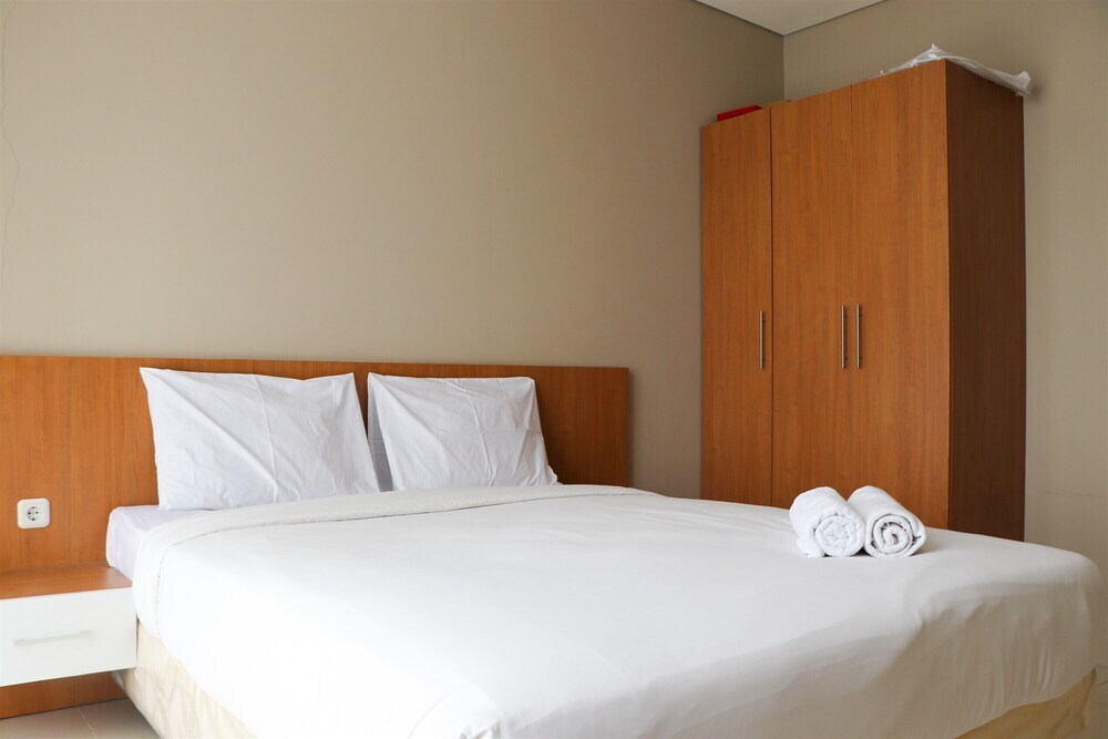 Джакарта: Scenic And Spacious 1Br Ciputra International Apartment