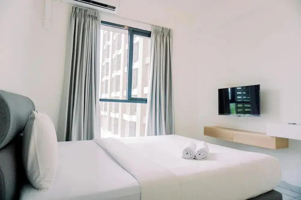 Тангеранг: Warm And Simply Studio Room Sky House Alam Sutera Apartment