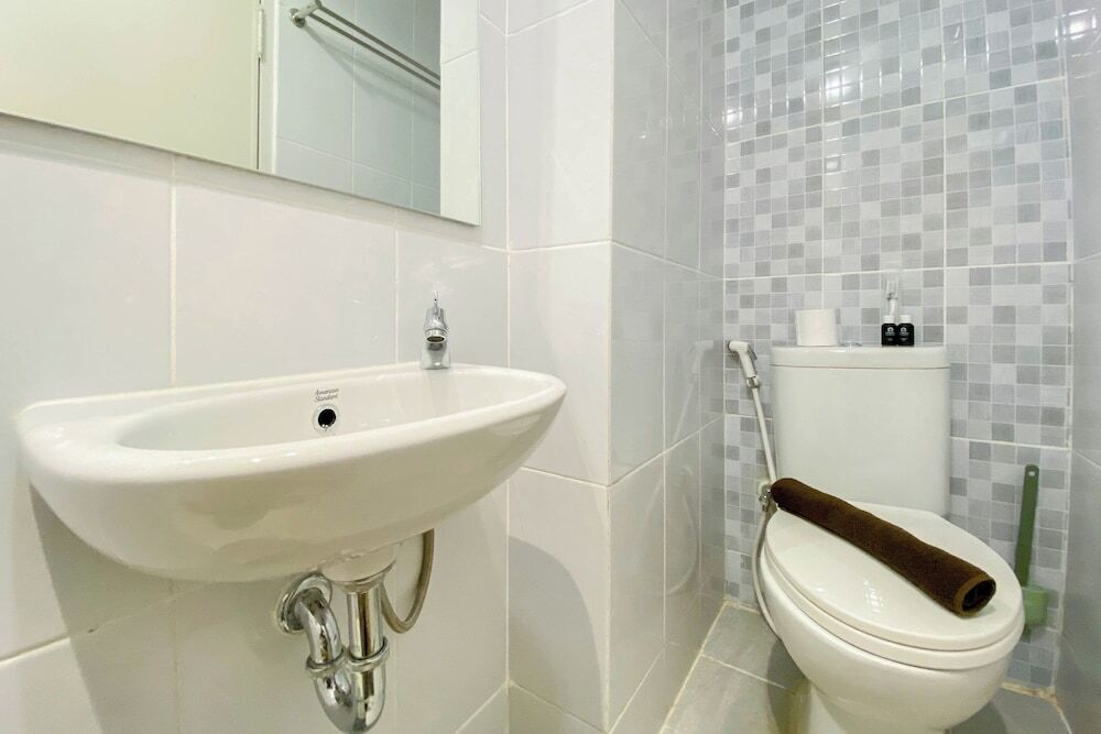 Южный Тангеранг: Fully Furnished With Cozy Design Studio Apartment Tokyo Riverside Pik 2