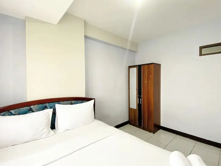 Бекаси: Homey and Cozy Living 2BR Lagoon Bekasi Town Square Apartment