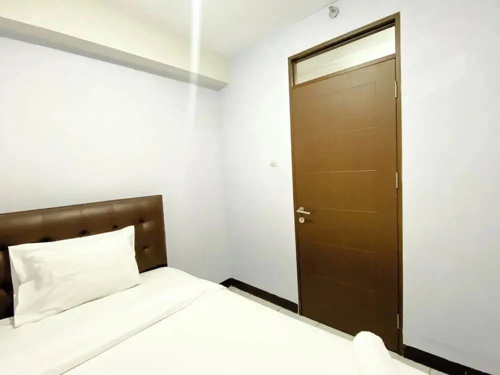 Бекаси: Homey and Cozy Living 2BR Lagoon Bekasi Town Square Apartment