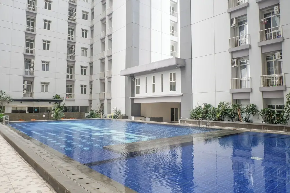 Сурабая: Best Choice And Homey Studio At Bale Hinggil Apartment