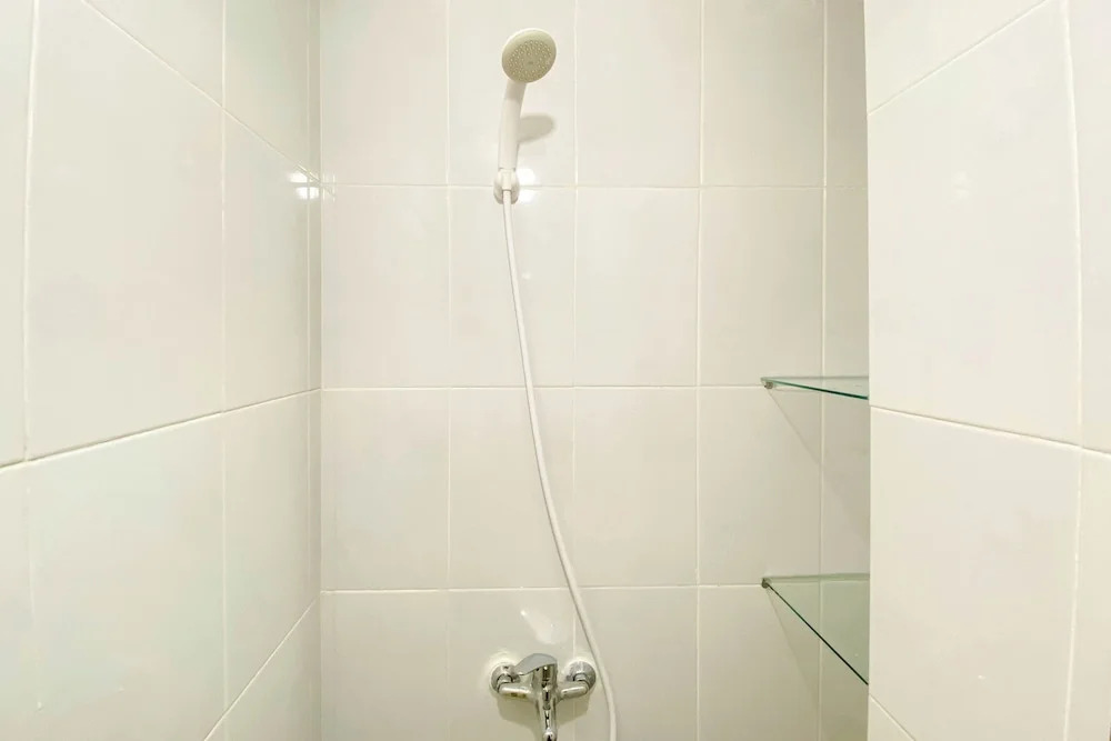 Южный Тангеранг: Simply Look Studio Apartment At Tokyo Riverside Pik 2