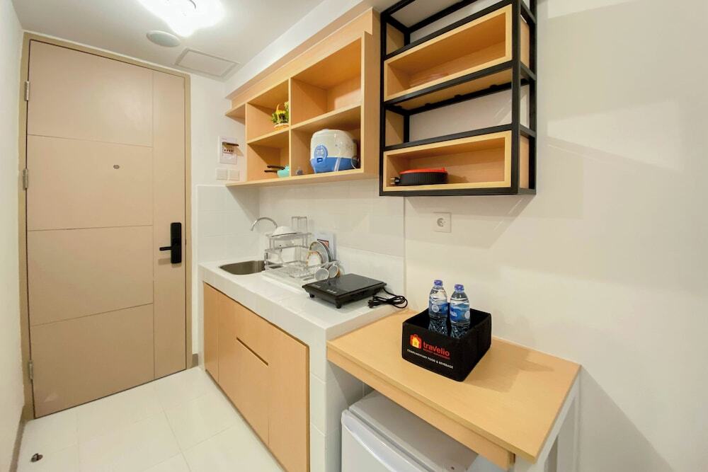 Южный Тангеранг: Comfortable Stay Studio At Tokyo Riverside Pik 2 Apartment