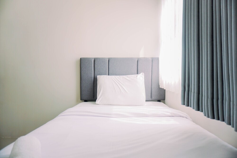 Южный Тангеранг: Pleasurable 2Br At Parkland Avenue Apartment