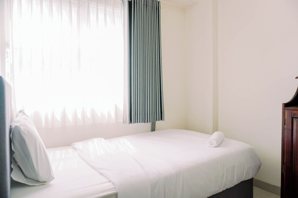 Южный Тангеранг: Pleasurable 2Br At Parkland Avenue Apartment