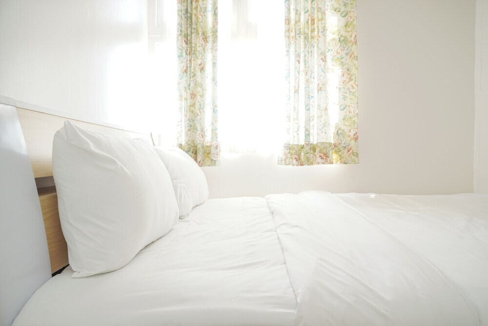 Джакарта: Nice And Modern 2Br At Green Pramuka City Apartment
