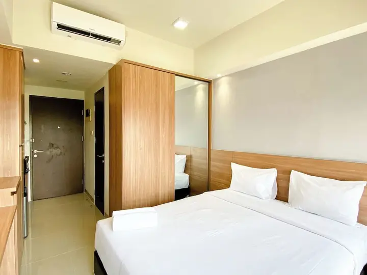 Чикаранг: Minimalist And Homey Studio Apartment At Mustika Golf Residence