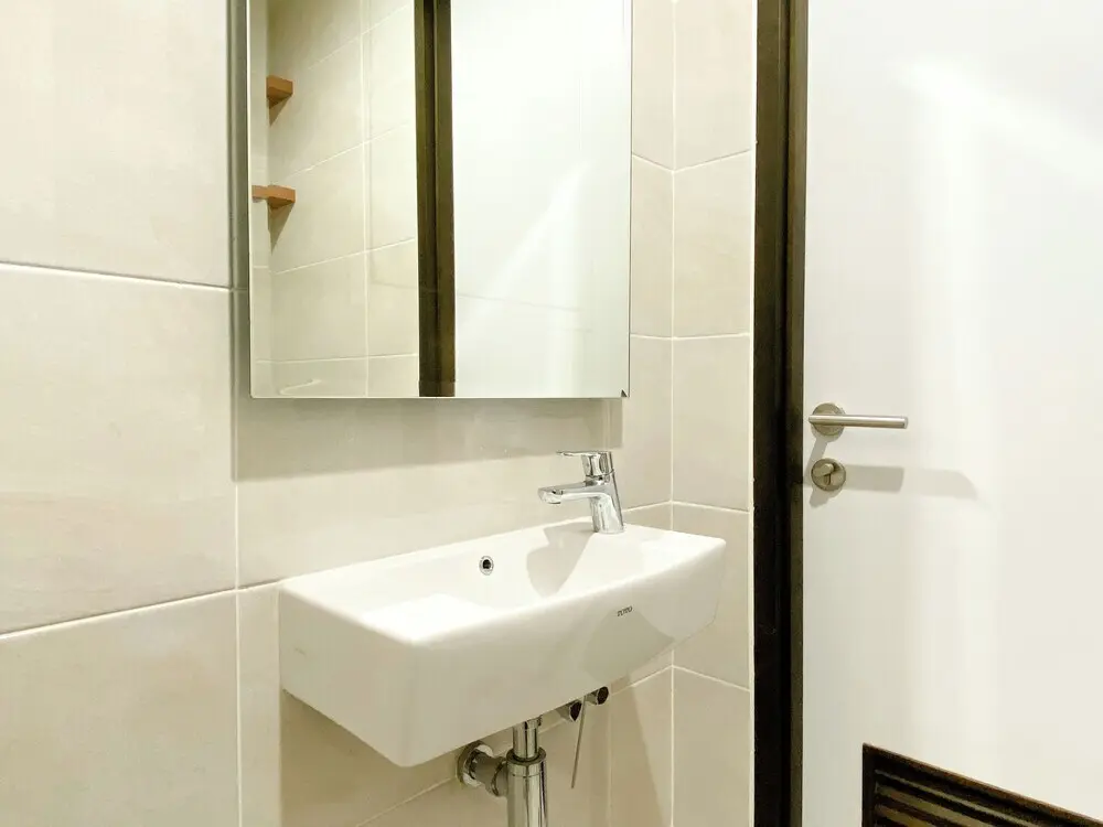 Чикаранг: Minimalist And Homey Studio Apartment At Mustika Golf Residence