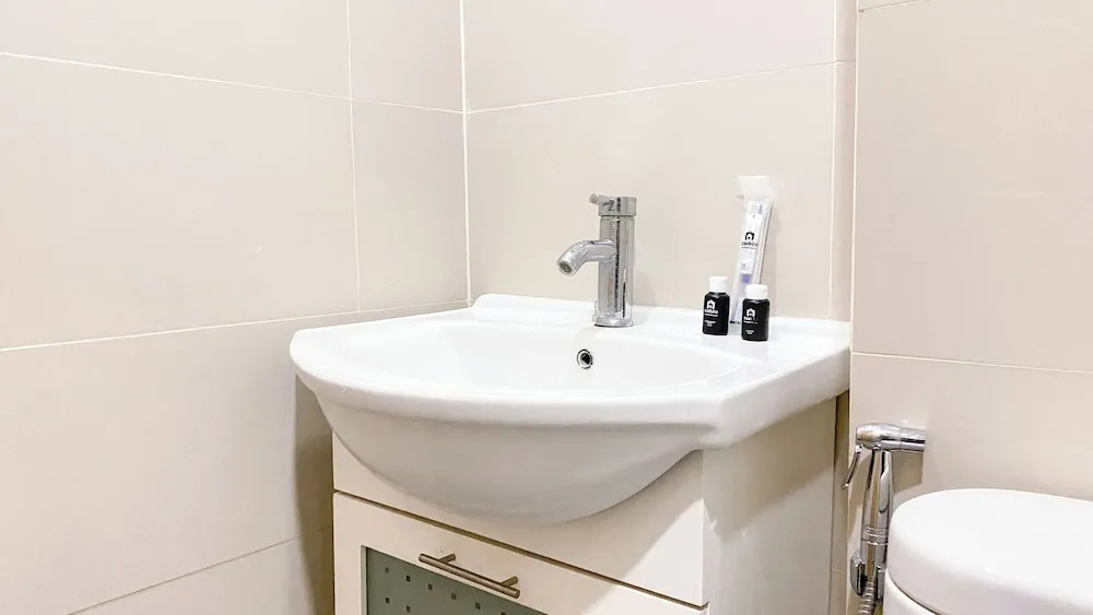 Джакарта: Comfy And Spacious 2Br Loft Apartment Maqna Residence