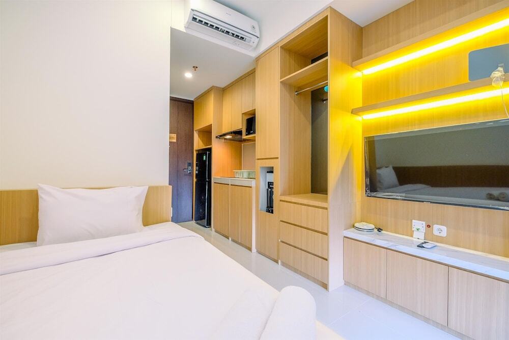 Джакарта: Nice And Comfortable Studio Vasaka Solterra Apartment