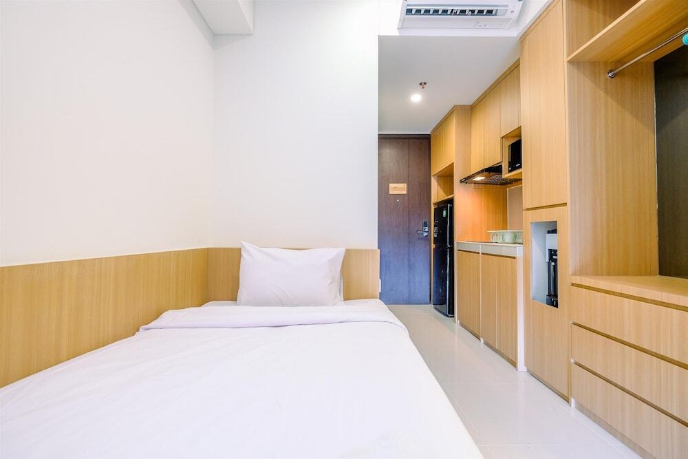 Джакарта: Nice And Comfortable Studio Vasaka Solterra Apartment