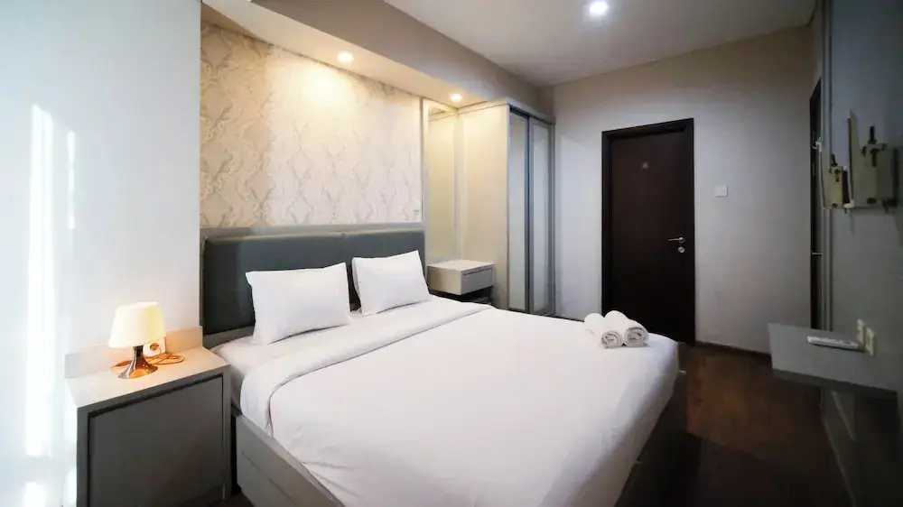 Сурабая: Modern And Cozy 1Br At Grand Sungkono Lagoon Apartment