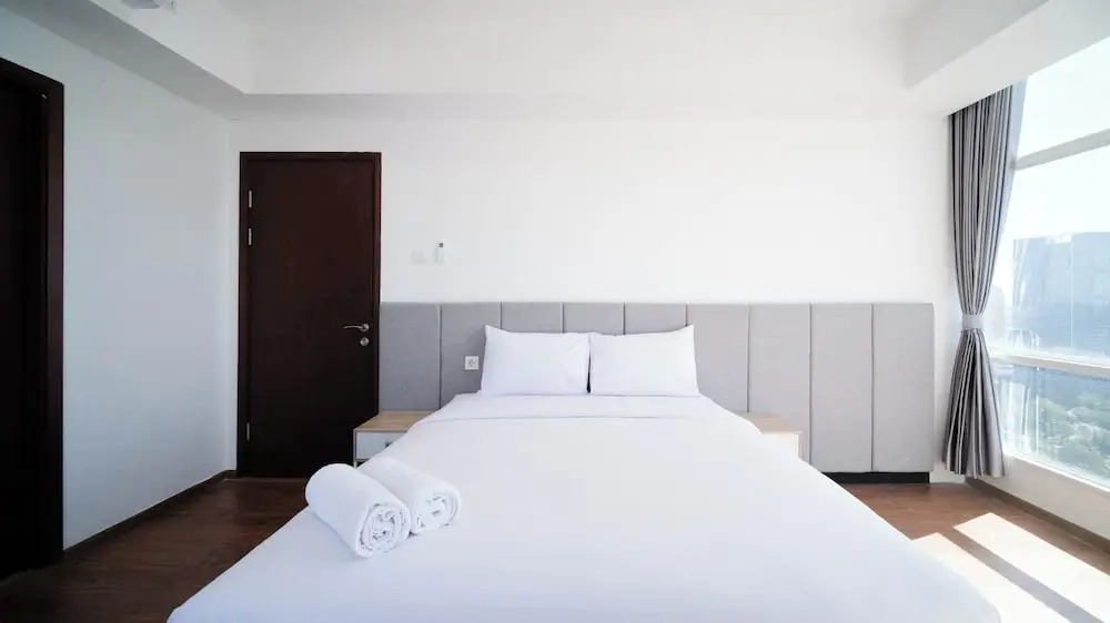 Сурабая: Exclusive And Spacey 3Br At Grand Sungkono Lagoon Apartment