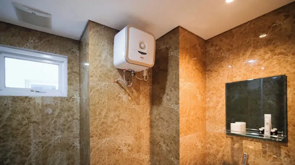 Сурабая: Exclusive And Spacey 3Br At Grand Sungkono Lagoon Apartment