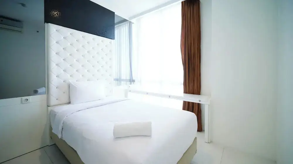 Сурабая: Spacious And Homey 2Br At The Via And The Vue Apartment