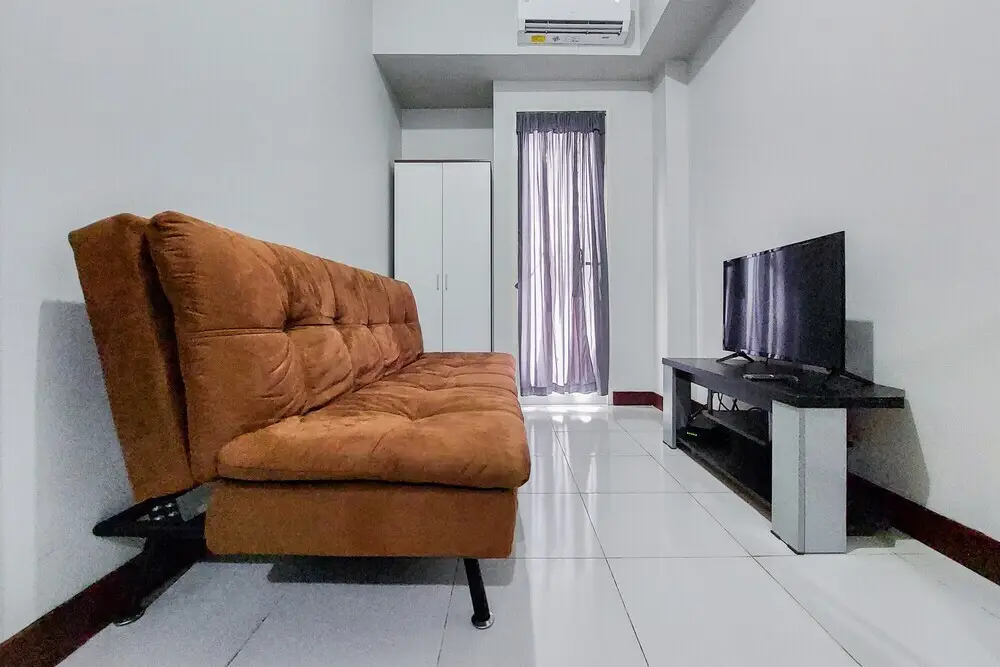 Legok: Comfort And Homey 1Br Apartment Scientia Residence