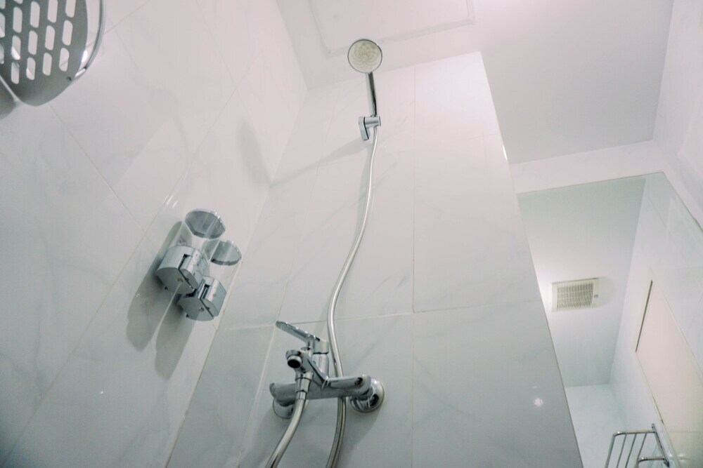 Южный Тангеранг: Modern And Nice Studio Apartment At Urban Heights Residences