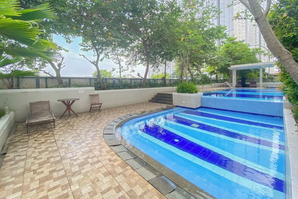 Джакарта: Nice And Tidy 2Br At Bassura City Apartment Near Mall