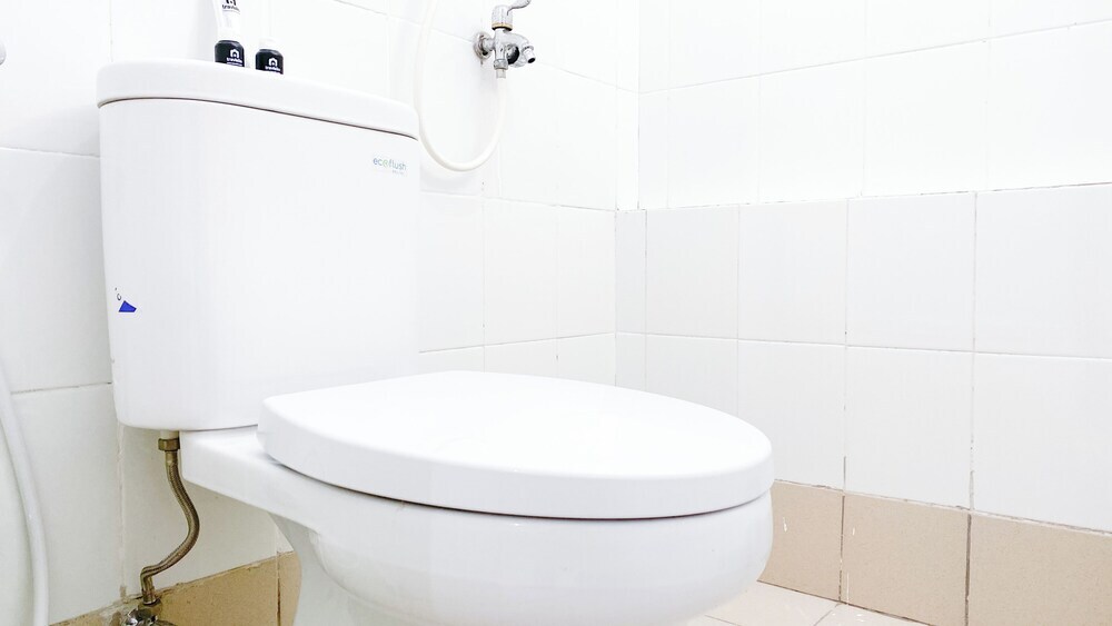 Джакарта: Nice And Tidy 2Br At Bassura City Apartment Near Mall