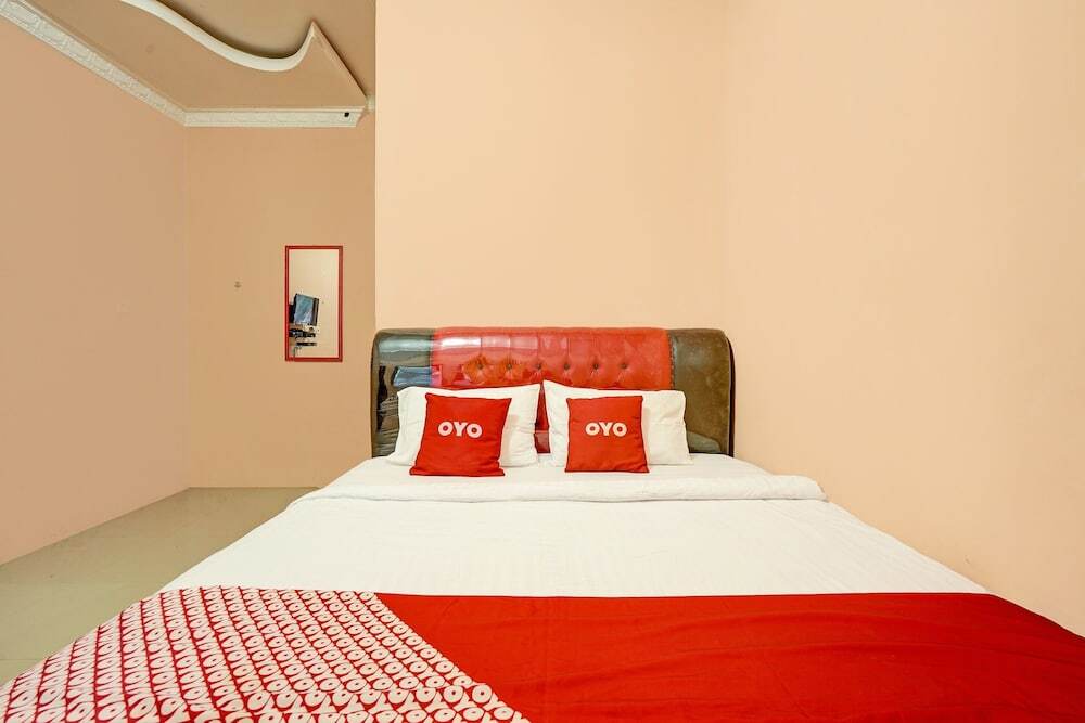 Паякумбух: OYO 92464 Efniati Homestay Syariah