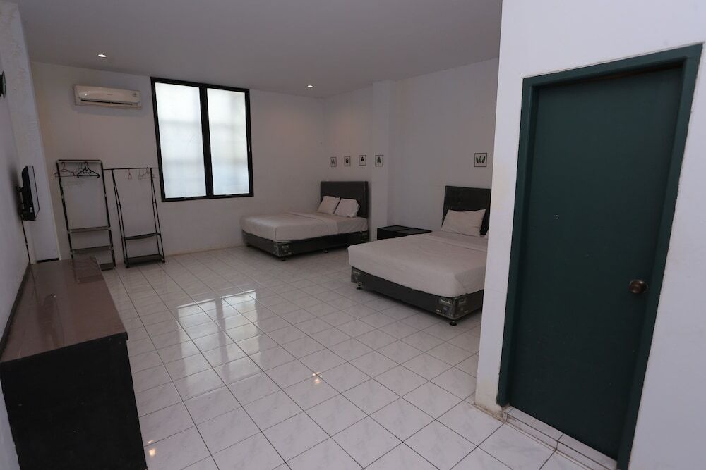 Джакарта: Collection O 92739 Hotel Pintu Besar Near Pancoran ChinaTown Point