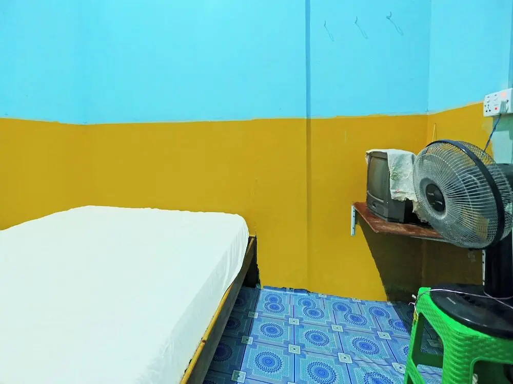 Батам: OYO 92327 Homestay Semarang Baru SyariahNearNagoya Hill Shopping Mall
