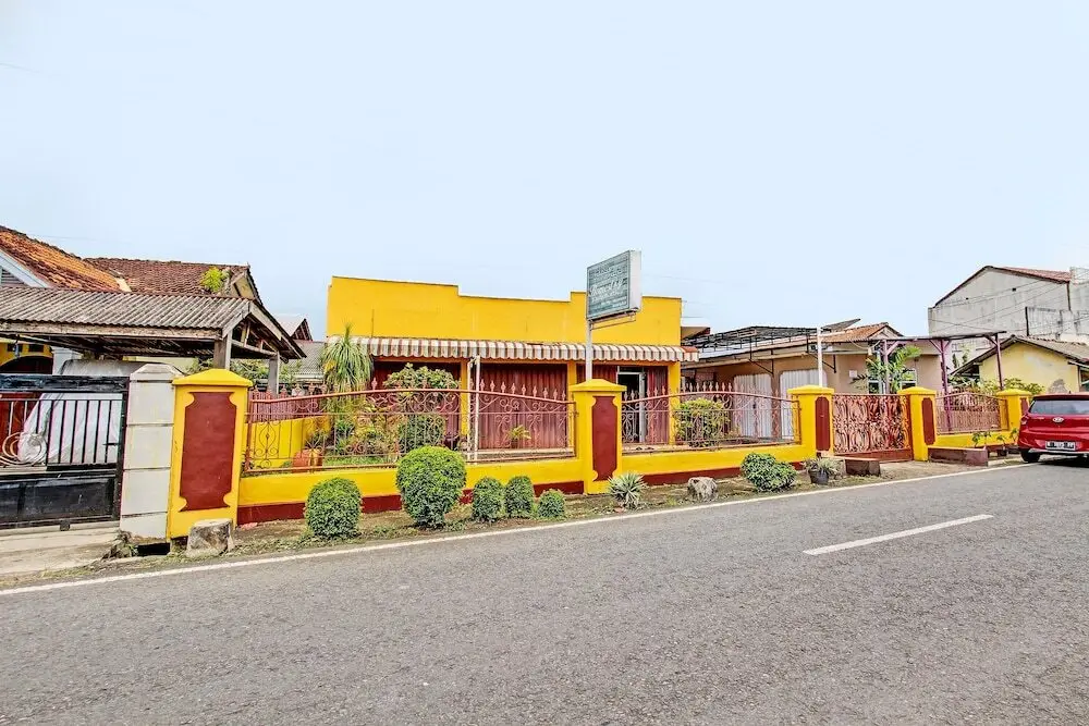 SPOT ON 92018 Homestay Akbar Aufa Syariah — фото 1