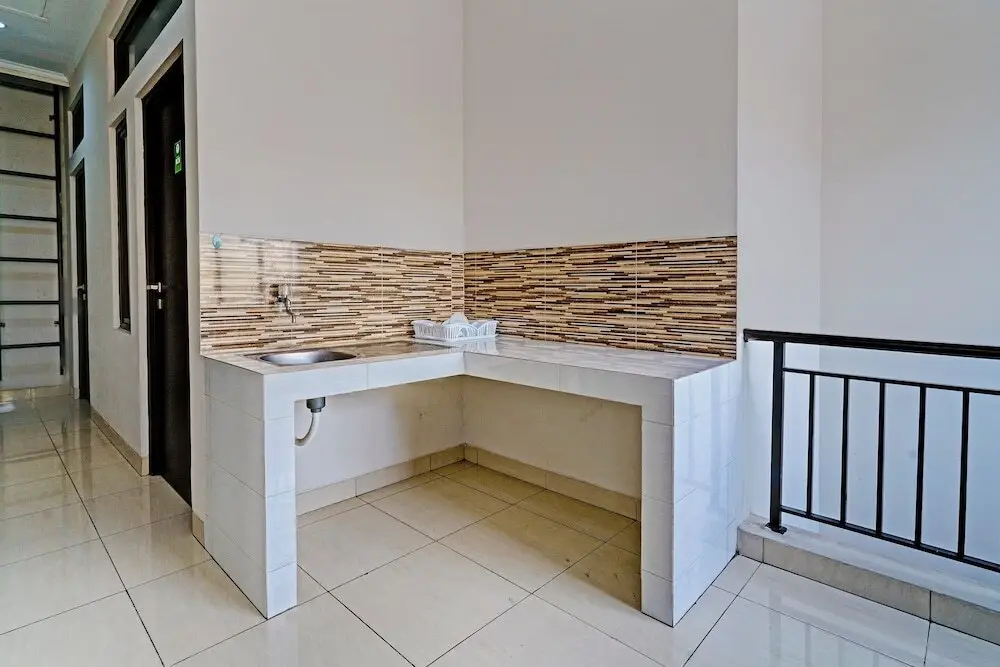 Караванг: OYO 92556 JKK Sweet Room